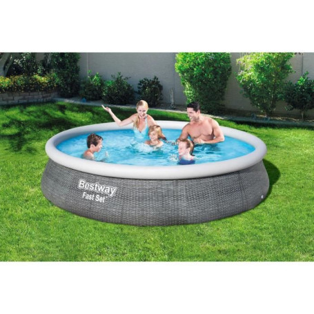 Kit Piscine hors sol autoportante BESTWAY - Fast Set - 396 x 84 cm - Ro 199,99 €