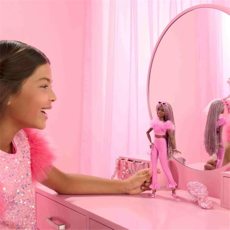 Image secondaire de Barbie-Deluxe Style-Poupée Barbie a Combinaison Rose Tissu Doux - 4 ans+ - HYV28