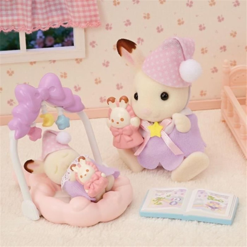 Image secondaire de Le coucher des soeurs Lapin Chocolat - SYLVANIAN FAMILIES - 5806