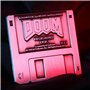 Badge à épingle DOOM Floppy Disk Limited Edition, 45 x 45mm, Métal Caoutchouc