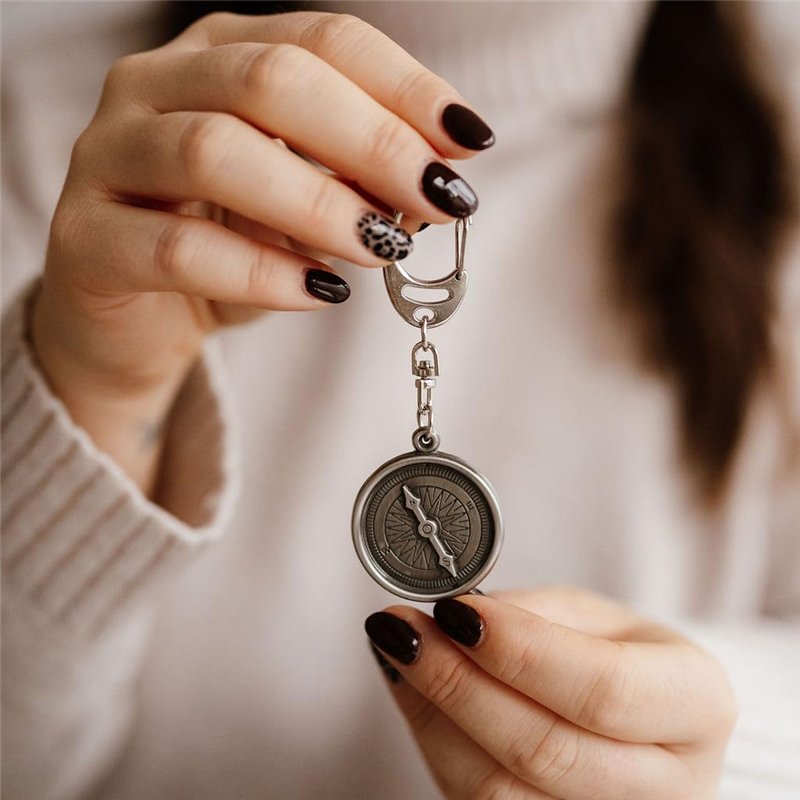 Image secondaire de Boussole Porte-clés – 'rester en sécurité sur vos voyages' Message