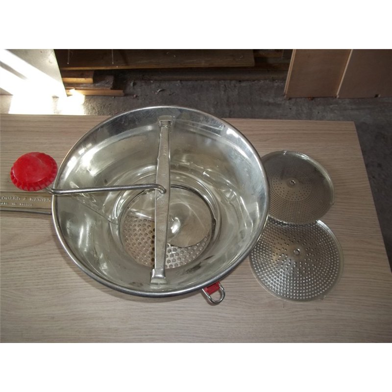 Image secondaire de Guillouard 010115 Passe Légumes N°2 Métal 24 cm