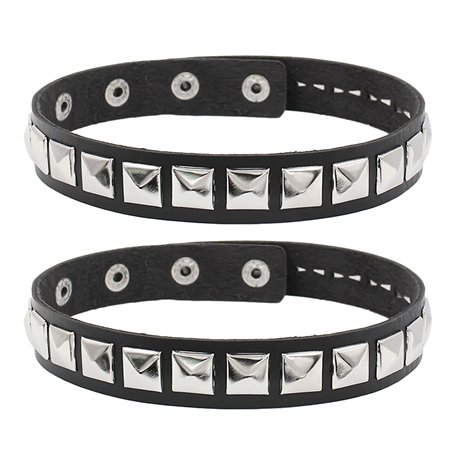 Tour De Cou à Clous 2 Pièces