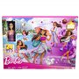 Barbie® Calendrier de l’Avent spécial mode 24 vêtements et accessoires à découvrir, dont un maillot de bain, une robe, un chapea
