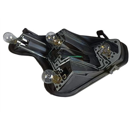 Partsline Kit feu arrière droit avec platine + 2 ampoules 12V + 2 ampoules P21W compatible 308 I (2007-2015) équivalent à 160695
