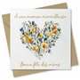 Absolutely Yours Carte de fête des Mères pour maman. Motif « Cœur de fleurs ». Carte avec enveloppe assortie (150 x 150 mm