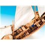 Artesanía Latina - Maquette de Bateau en Bois - Bateau de Pêche Doris Français Saint Malo - Modèle 19010, Échelle 1:20 - Modèles