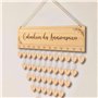 Calendrier des Anniversaires en Bois Français - Kit de Suspension Panneau Bricolage avec Étiquettes Cœur - Décoration Cadeau Ori