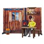 bruder 63102 - bworld Cabane de montagne avec motoneige et figurine, motoneige, skieur, jouet d'hiver