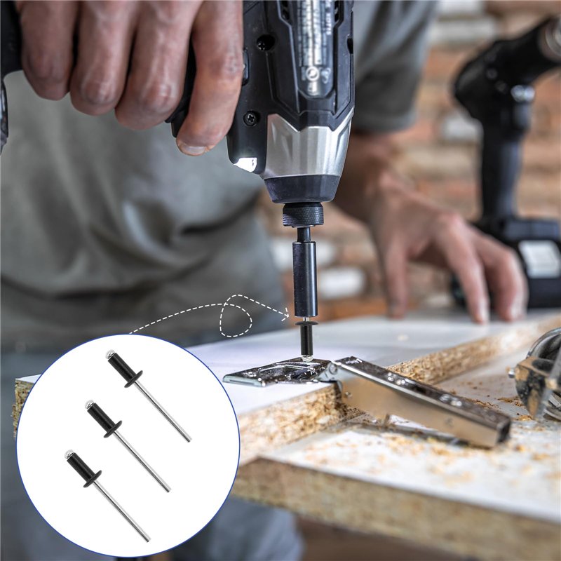 Nûby Couverts - Couverts décoratifs 1 fourchette + 1 cuillère +12mois (Coloris aléatoire)