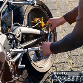 Sac Cadeau Anniversaire Noir Or avec 2 Feuilles Papiers de Soie Pochette Cadeau Joyeux Anniversaire