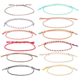 Auidy_6TXD Lot de 20 bracelets d'amitié tressés à la main pour femmes et filles - Multicolores - Fines cordes tissées Auidy_6TXD Lot de 20 bracelets d'amitié tressés à la main pour femmes et filles - Multicolores - Fines cordes tissées