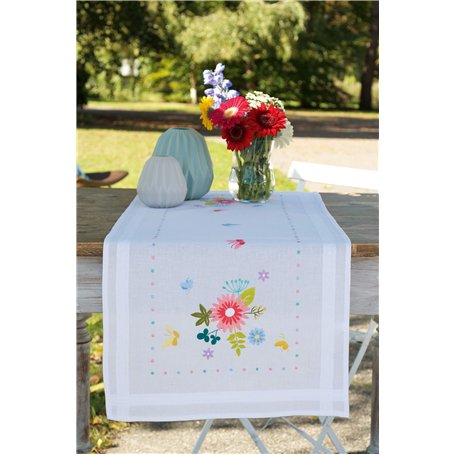 Vervaco Kit Broderie Pré-Imprimé Chemin De Table FLEURS DE PRINTEMPS & PAPILLON Complet Set DIY Adulte Decoration Manuelle Loisi