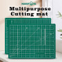 MANUFORE Tapis de découpe A4 autoguérissant double-face 30 x 22 cm – vert, 5 couches en PVC, avec repères en cm/pouces – idéal p