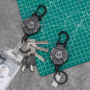 MNGARISTA Paquet de 2 porte-clés rétractables, porte-badge mousqueton robuste, bobine de badge d'identification tactique avec co