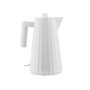 Alessi Plissé MDL06 W - Bouilloire Électrique Design, en Résine Thermoplastique, Fiche Européenne 2400W, 170 cl, Blanc