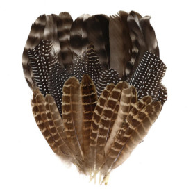 Lot de 30 Plumes Naturelles De Dinde, Plumes Artisanales, Plumes De Faisan pour Travaux Manuels, 3 Styles De Plumes Naturelles M