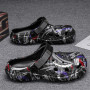 FLIOZY Sabots de Jardin Homme à Motif Camouflage – Chaussures Aquatiques Légères avec Sangle Réglable – Sabots Respirants en EVA
