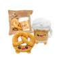 Peluches Joytoy Yummies Together Bretzel et Bière - 2 pièces dans sac à emporter