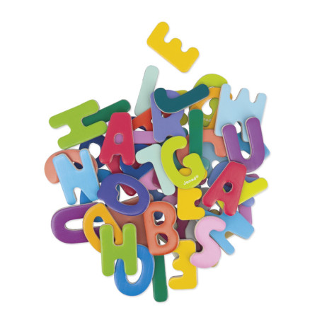 Jeu Éducatif Magnétique Janod - 52 Lettres en Bois pour Apprendre l'Alphabet