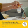 Medela recueil lait maternel en silicone pour les mères qui allaitent, économiseur de lait avec une base à ventouse et un couver